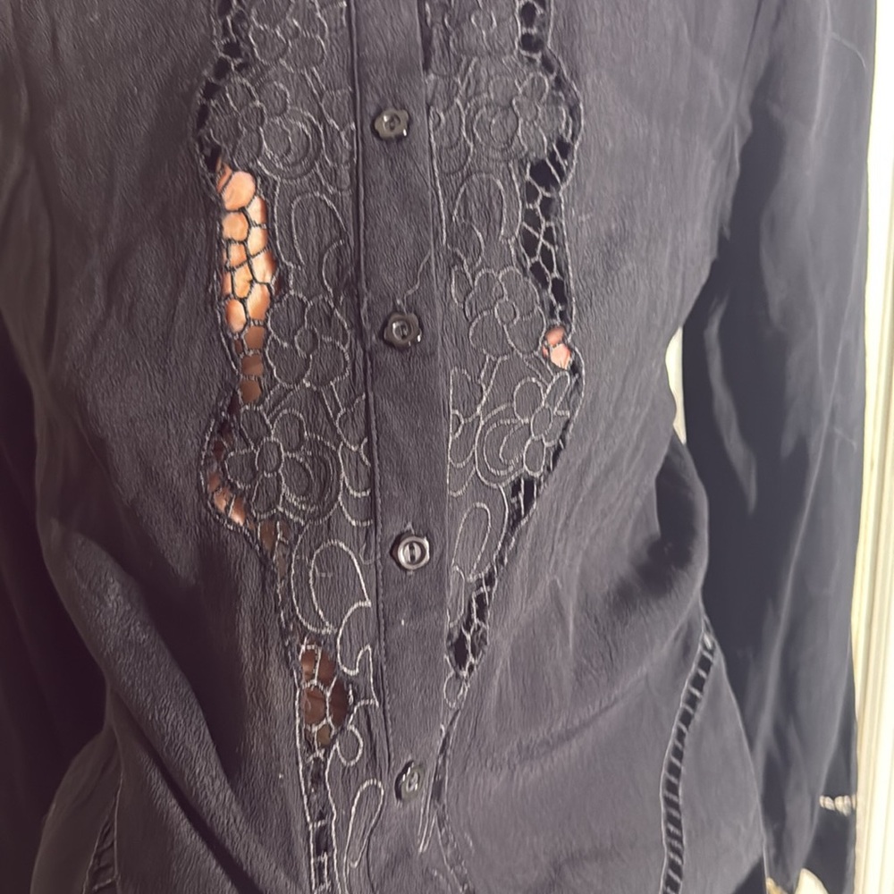 Monteau Black Semi Sheer Embroidered Cut Out Long Sleeve Boho Gypsy Top Size Med - Picture 11 of 13
